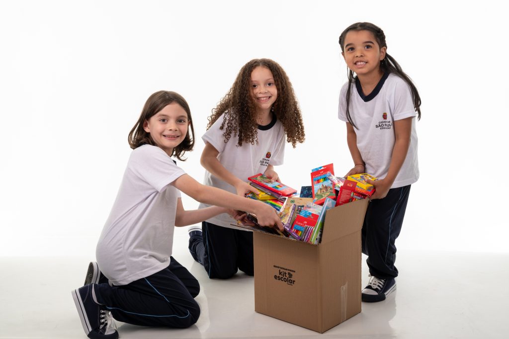 escolar material use evite