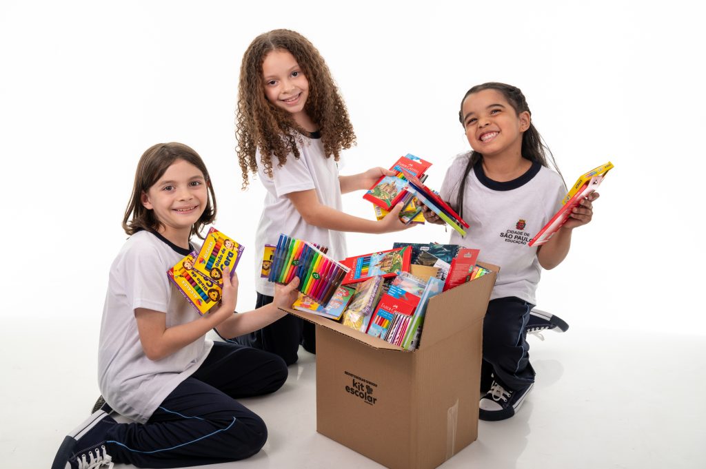 escolar kit medio ensino
