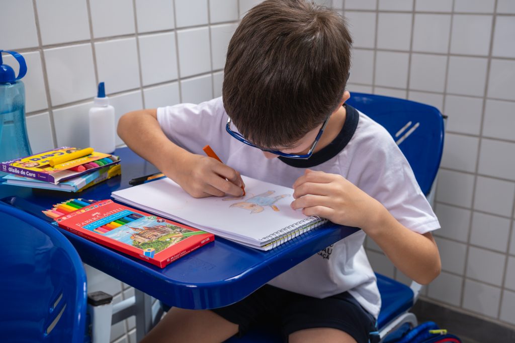 escolar kit medio ensino