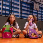 escolares materiais e mochilas