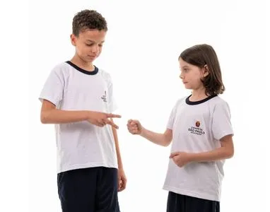 Camiseta Escolar